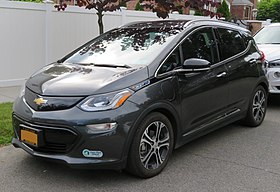 2017 Chevrolet Bolt EV Premier front 6.20.18.jpg